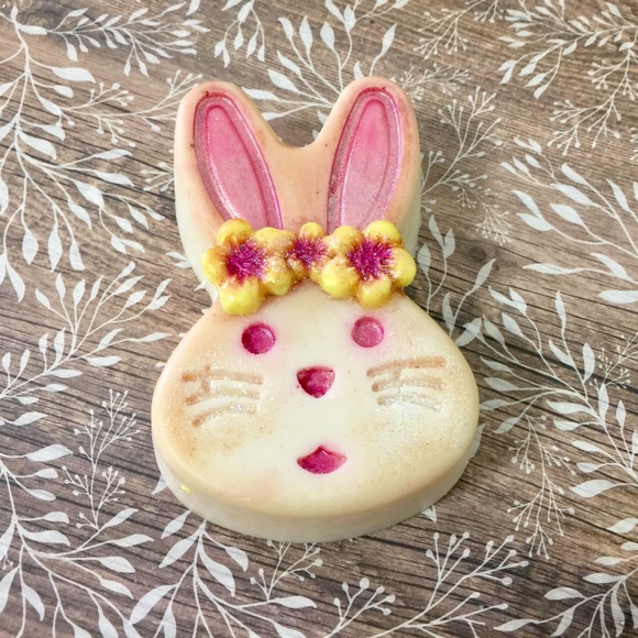 Cpuntry Bunny Soaps ( 5 soaps on this listing as shown) - Picture 6 of 7